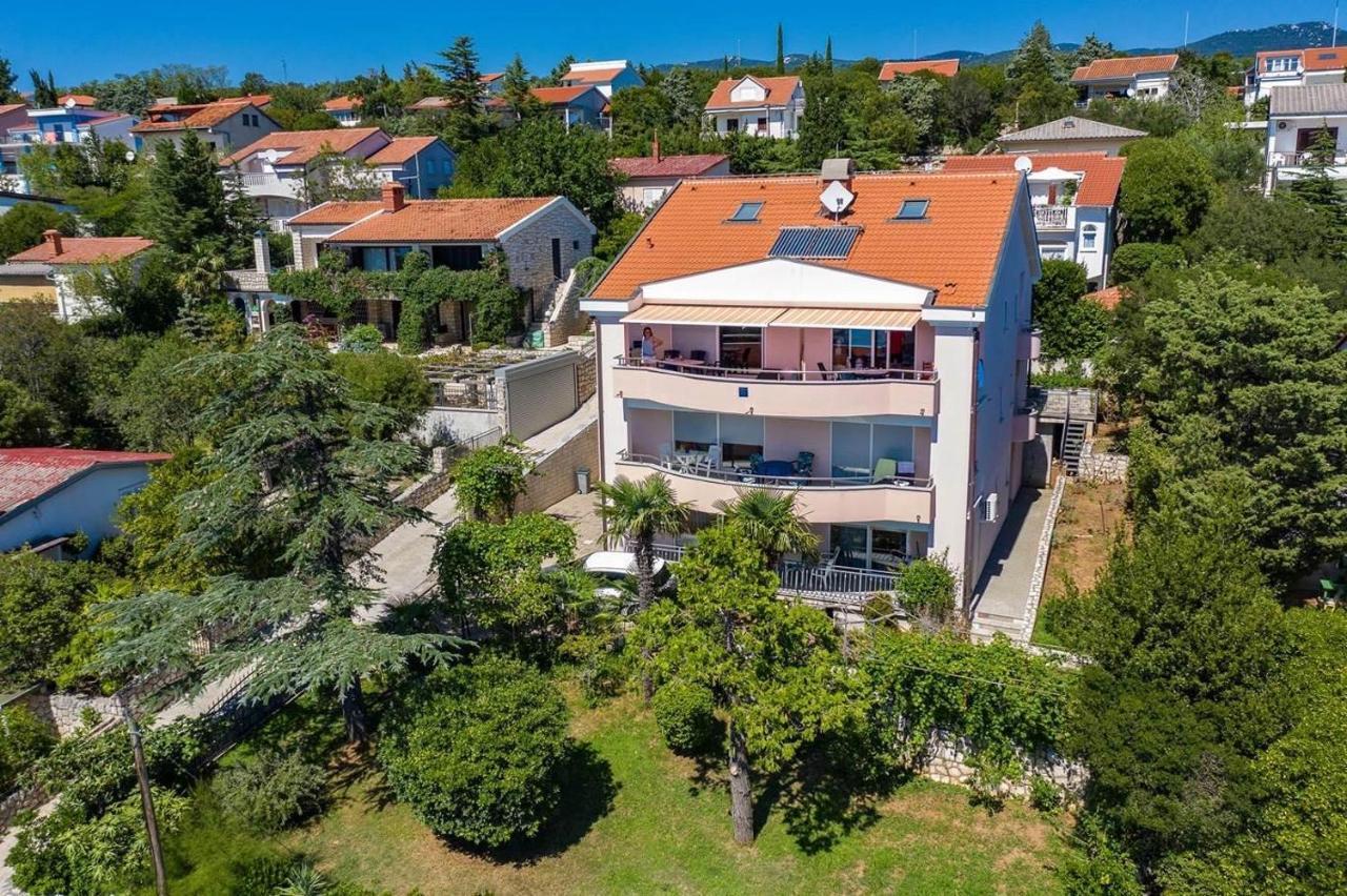 Apartments La Mer Novi Vinodolski Esterno foto