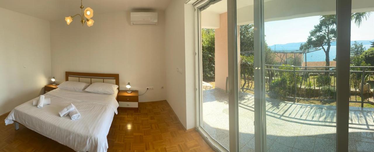 Apartments La Mer Novi Vinodolski Esterno foto